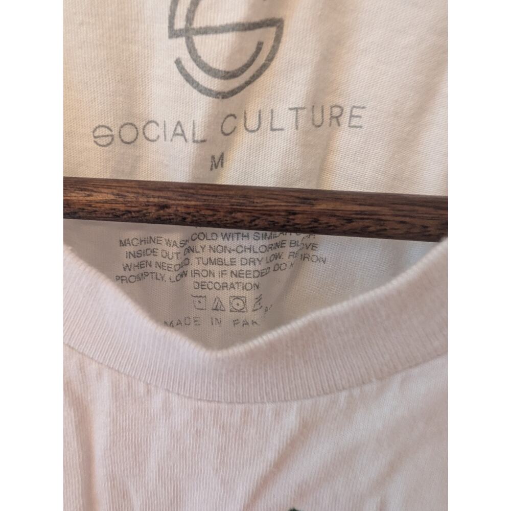 Social Culture Crop Lemon Print T shirt Sz M - Picture 5 of 5